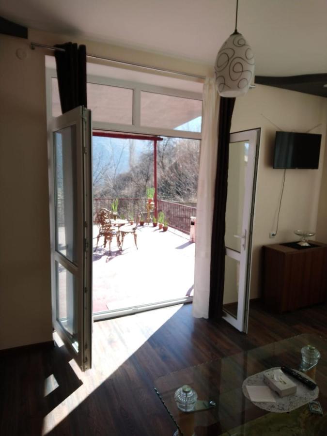 Guest House In Alaverdi Bagian luar foto